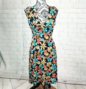 Volume One floral stretch knit dress sz m tie back